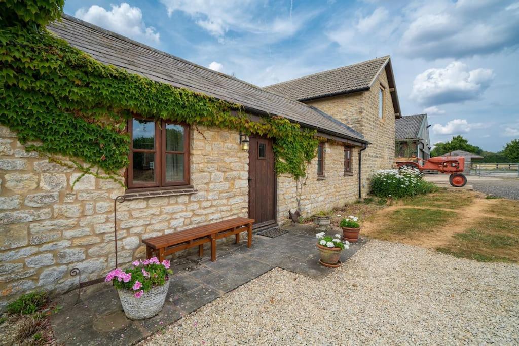 Carters Cottage Бракли Екстериор снимка